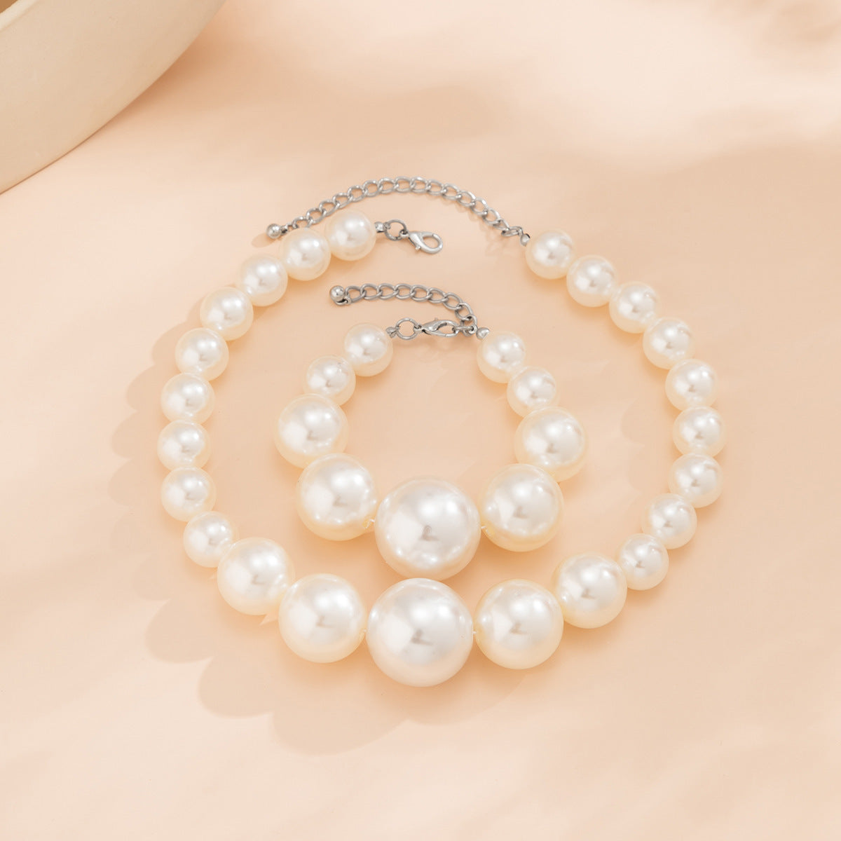 Wholesale  Retro Beaded Chain Jewelry Pearl  Necklace