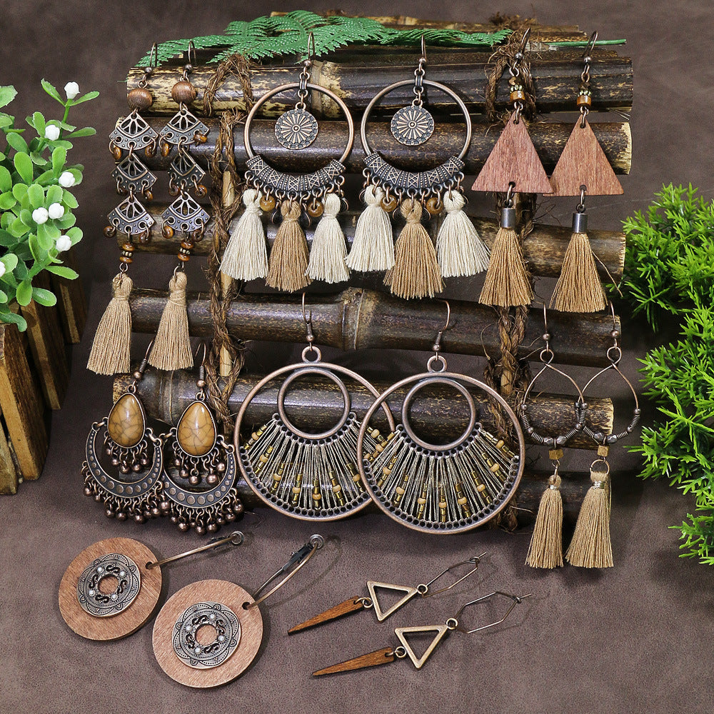 Wholesale Bohemian Wooden Earrings Tassel Bell Pendant Triangle Design Fashion Jewelry Accessory