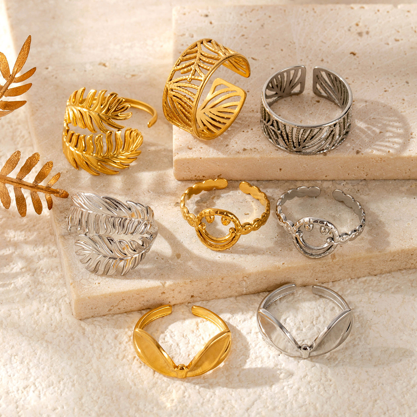 Wholesale  metallic  leaves smiley face  simple style opening adjustable titanium steel ring