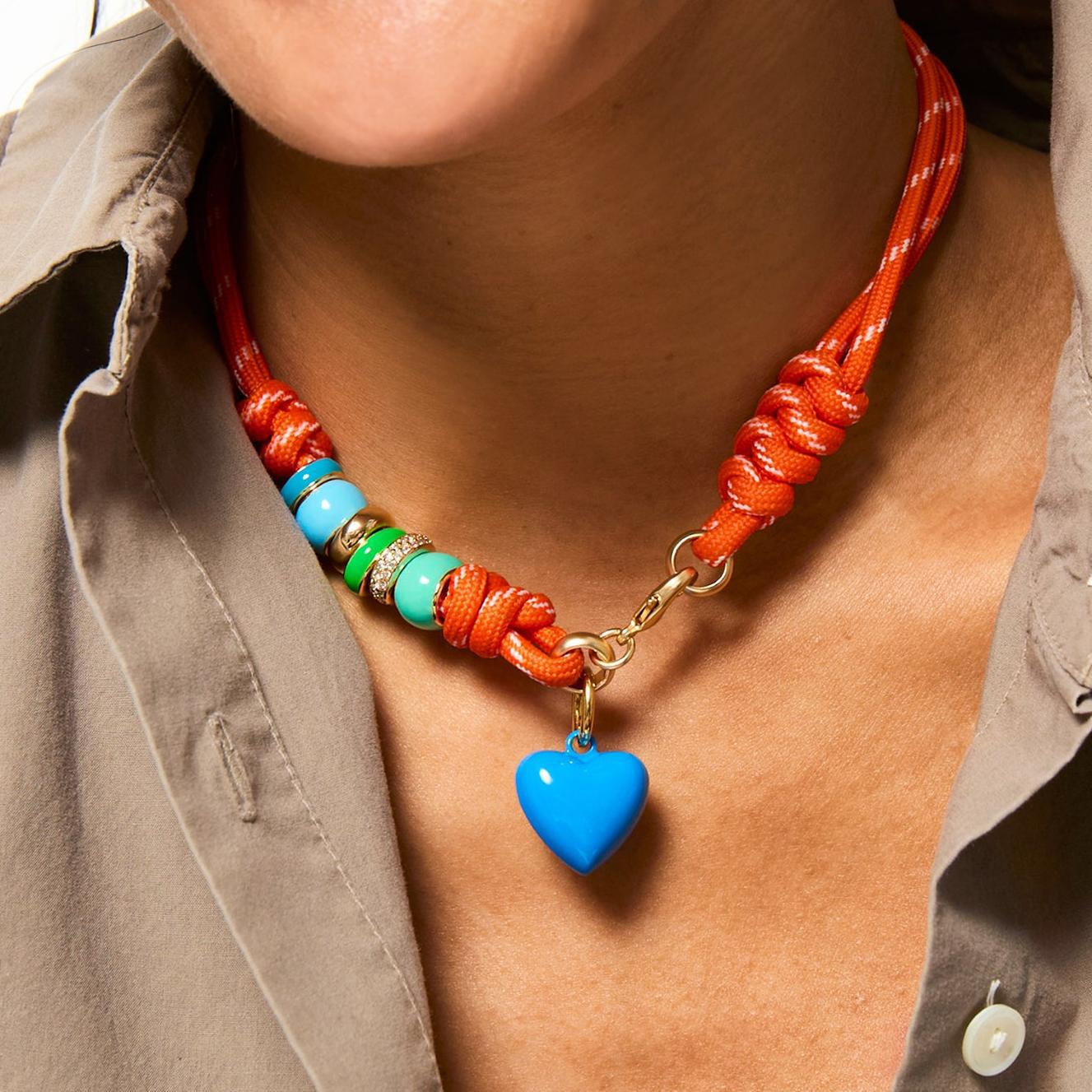 Wholesale 18k real gold necklace vacuum plated in titanium steel furnace