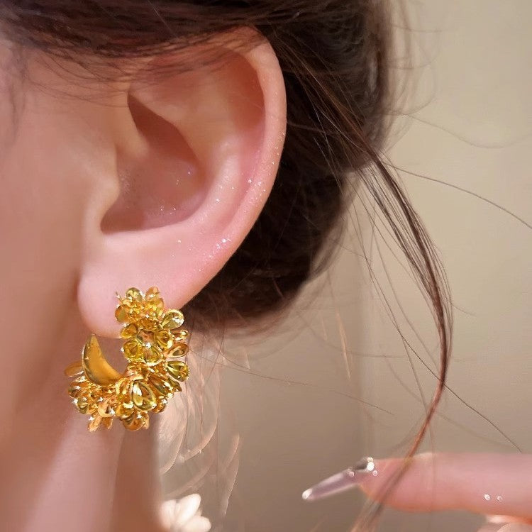 Wholesale Flower Golden C- shaped Earrings