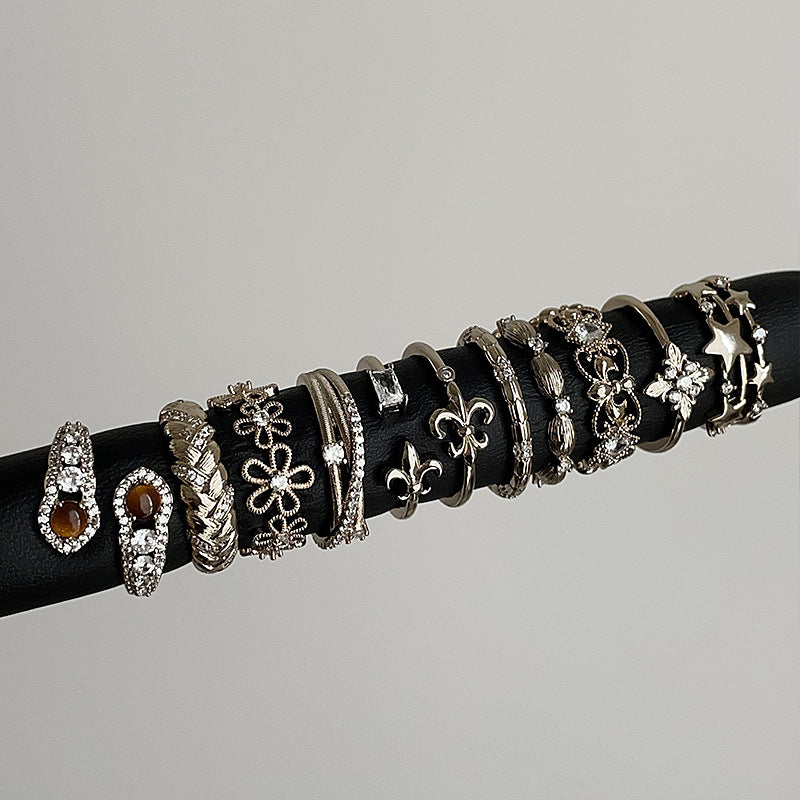 Wholesale Vintage Tiger Eye Stone Ring with Zircon Flower Star Design Fashion Accessory