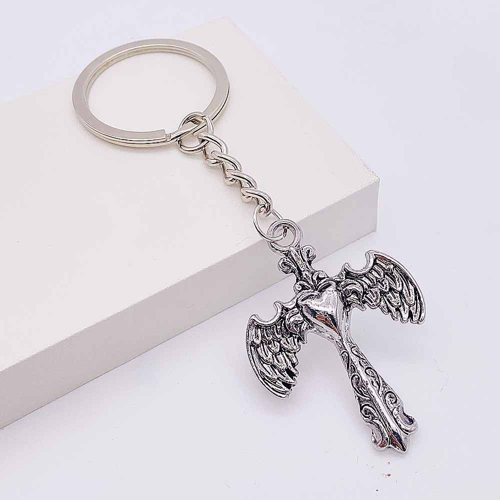 Wholesale Wolf Tooth Car Keychain Pendant,  a Trendy Hip-Hop Metal Keyring Fashion Accessory,  Great for Gifting or Boutique Resale