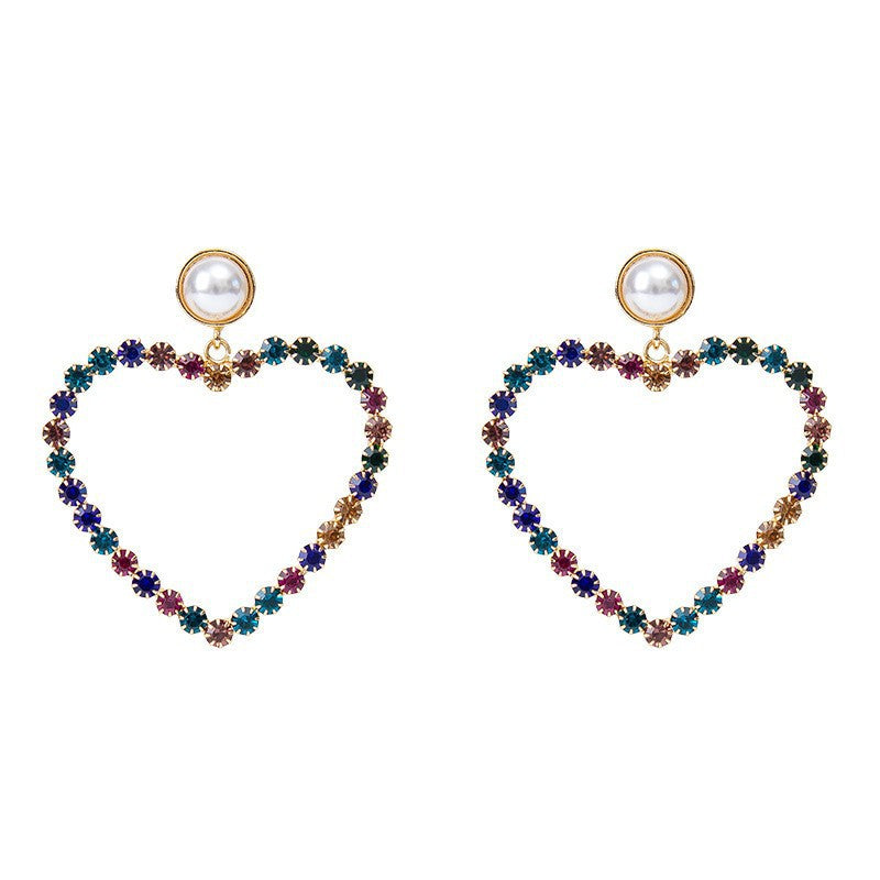 Wholesale Flash colored diamond claw chain Love earrings