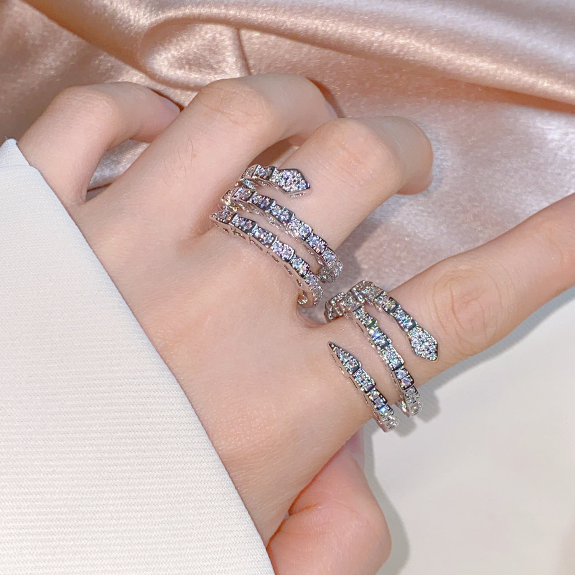 Wholesale full diamond zircon snake-shaped open adjustable ring