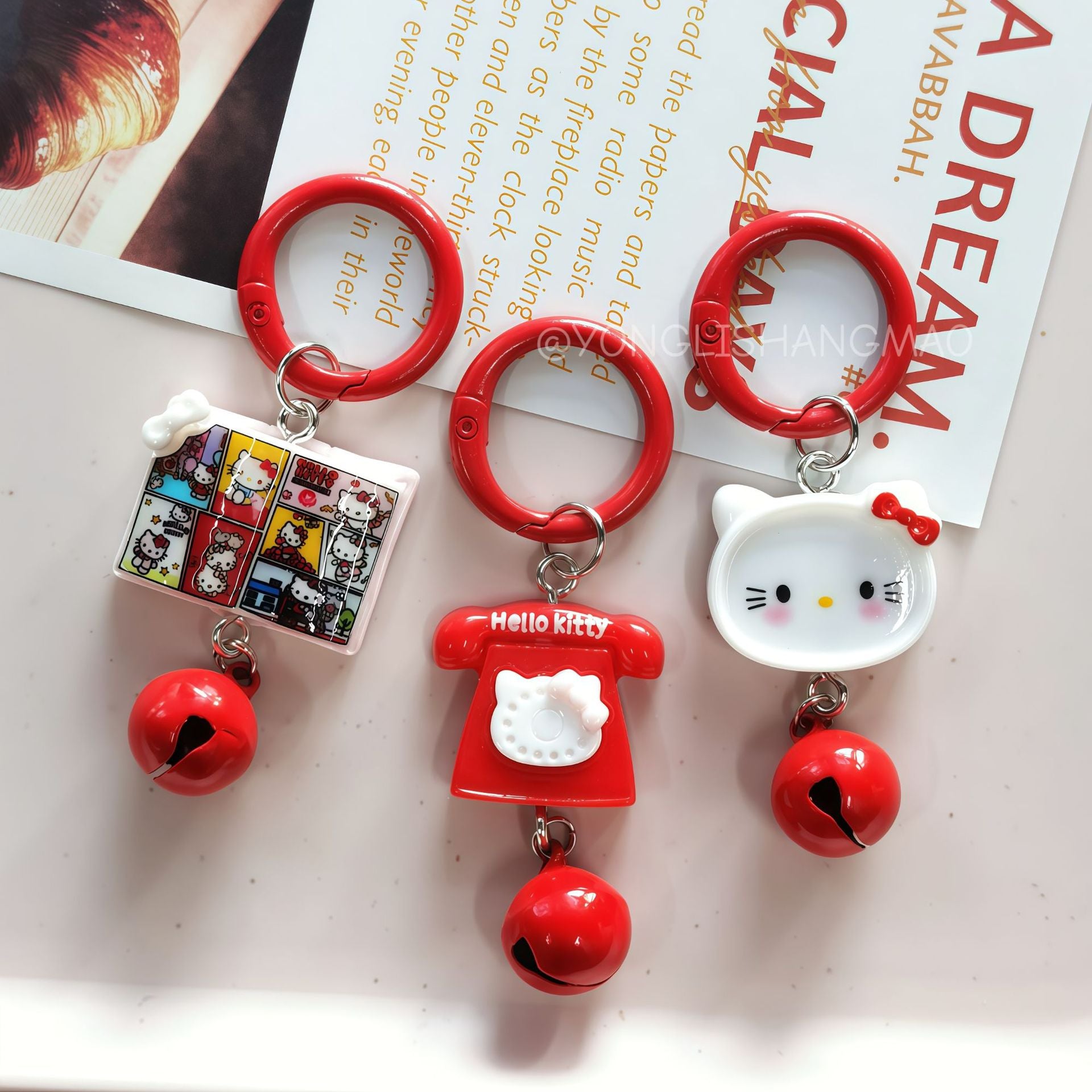 Wholesale Plastic Resin Cute Cartoon Cat Bell Keychain Bag Pendant Fashion Accessory for Girls