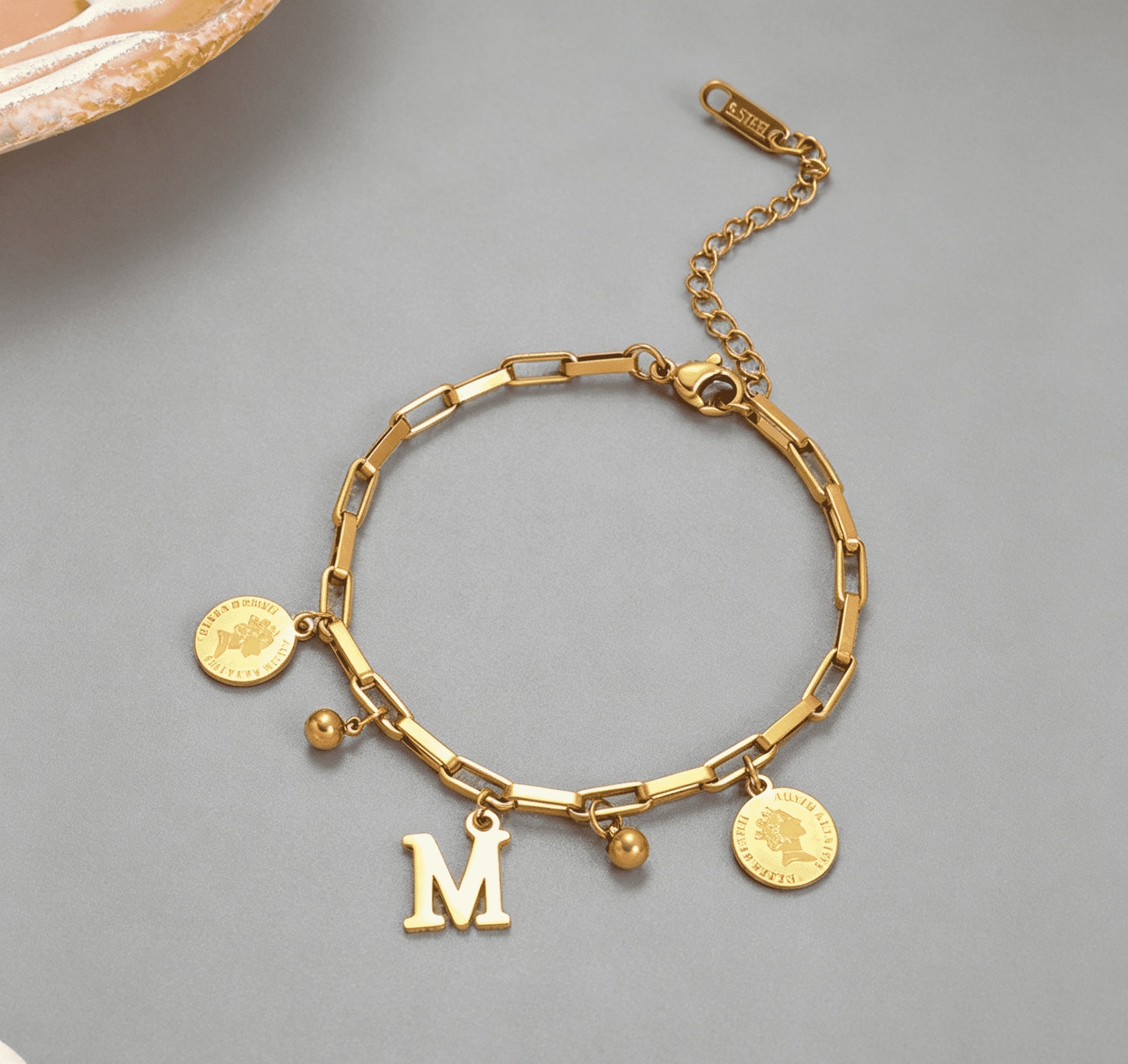 Wholesale Titanium Steel Gold Plated Letter Design Bracelet - Chic Fashion Accessory for Everyday Wear