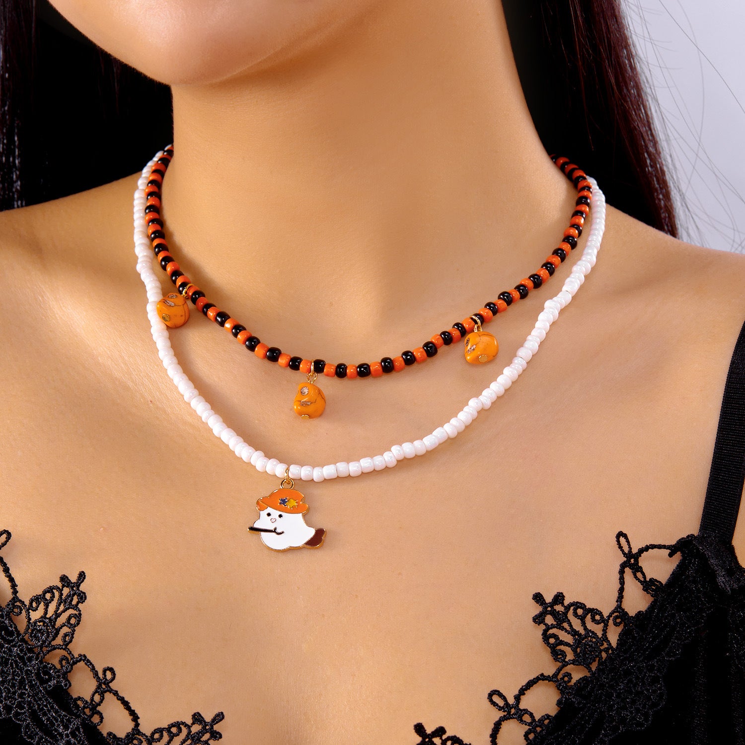 Großhandel Halloween Blood Drop Halskette Geister lustiger Schädel Spinnen Anhänger Schlangeblatt Kette