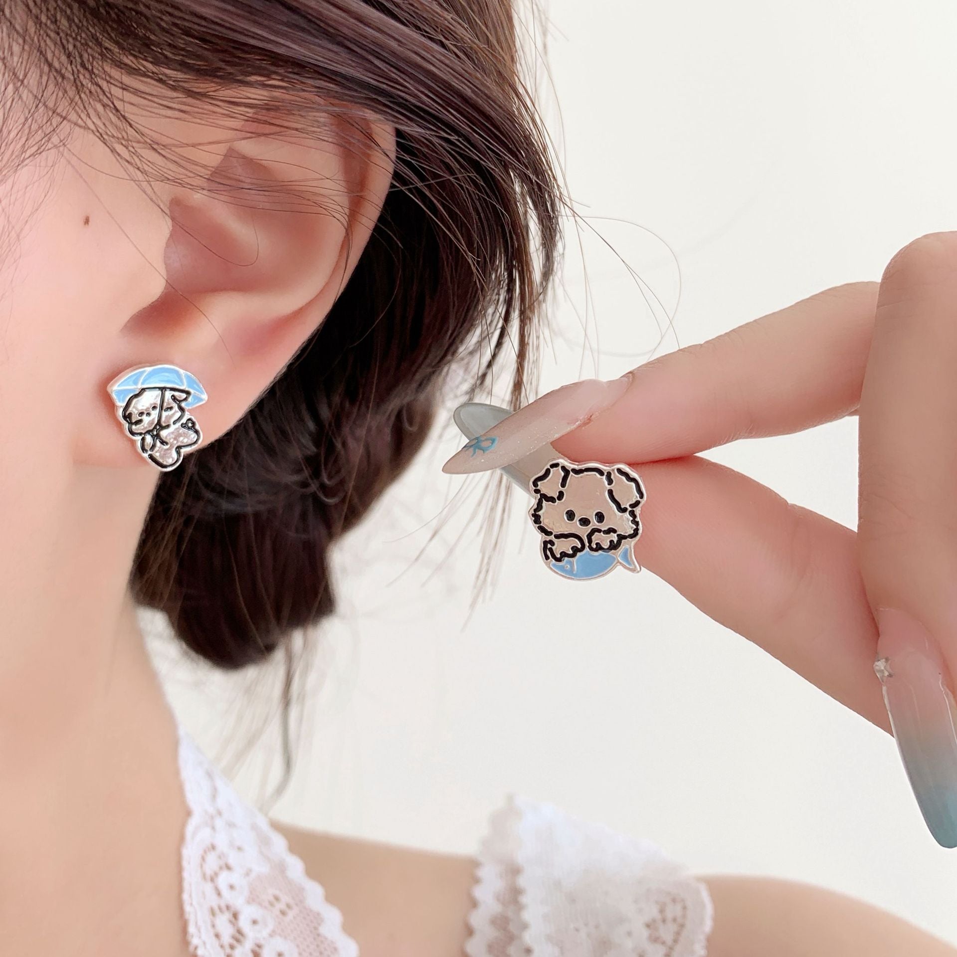 Wholesale Line graffiti blue dog earrings  silver needle cartoon cute small exquisite design earrings