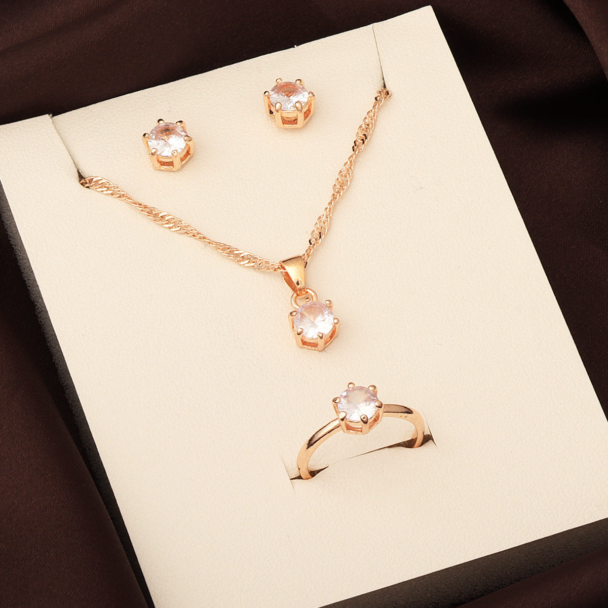 Wholesale  light luxury round six-claw zircon full diamond clavicle chain set