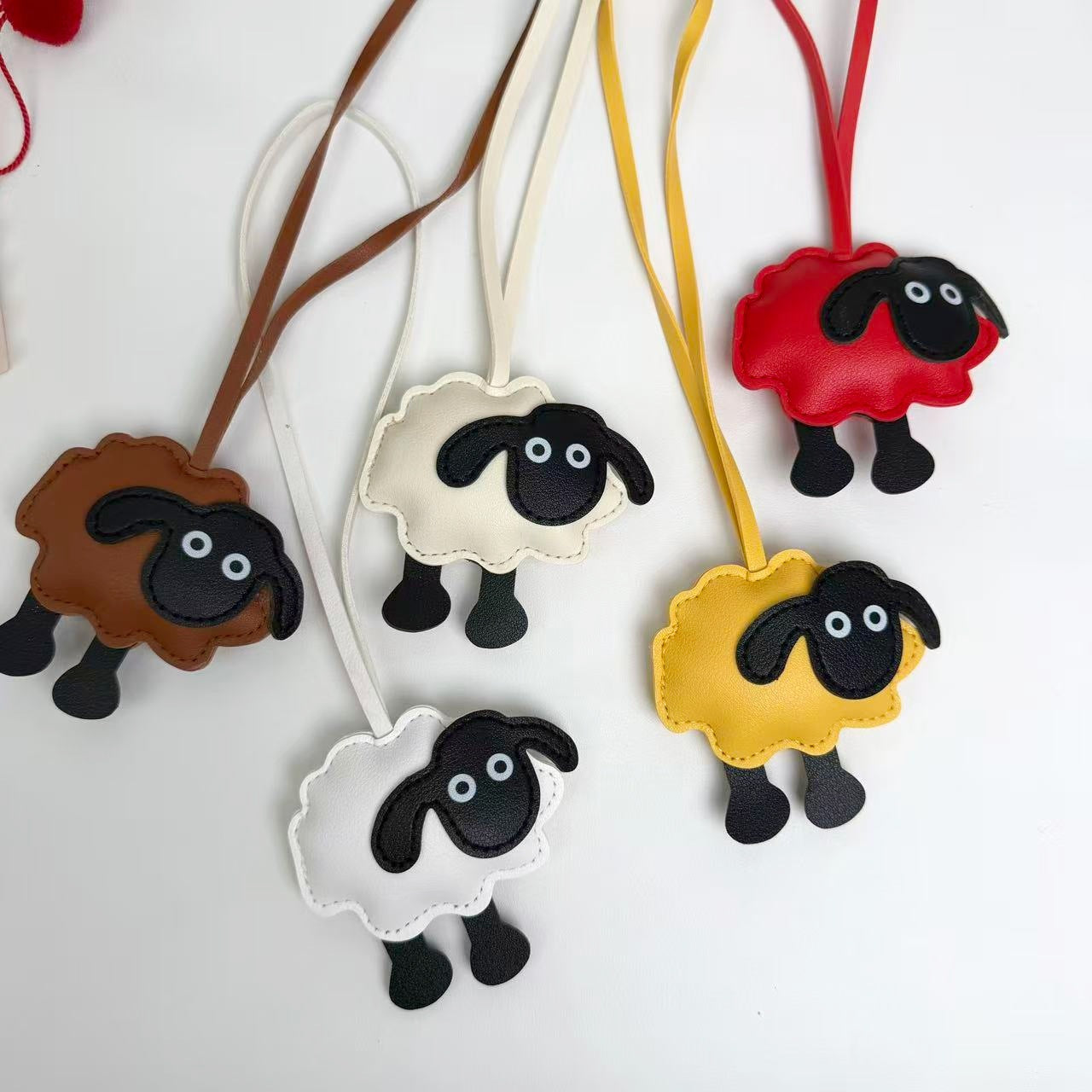 Wholesale Cute PU Leather Lamb Pendant Keychain for Bag Car Key Accessories
