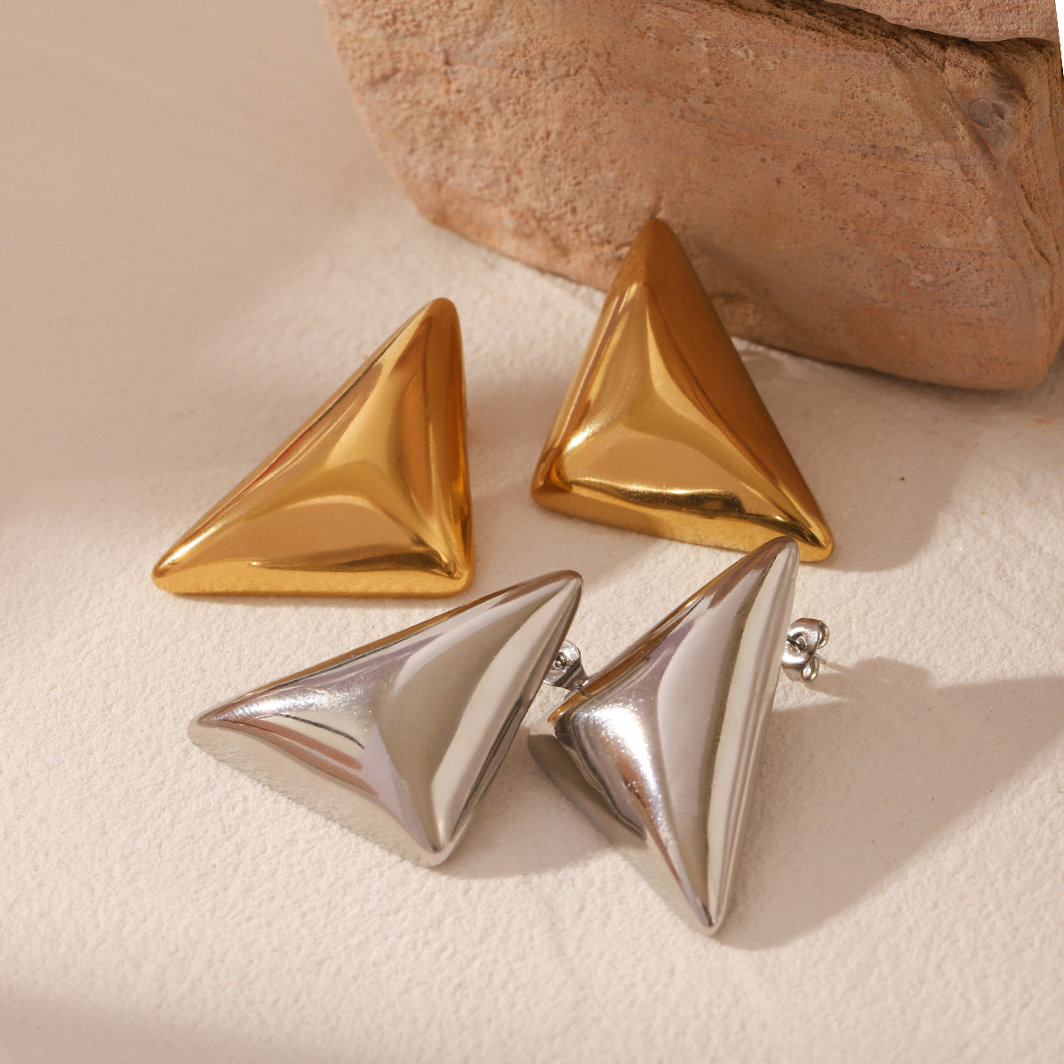 Wholesale  Geometric Three-dimensional Triangular Earrings