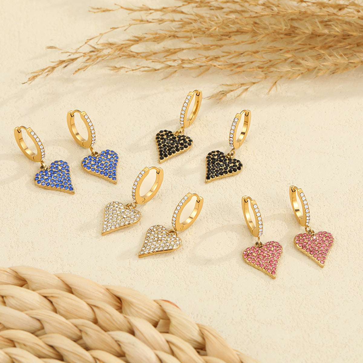 Wholesale Diamond-encrusted heart earrings
