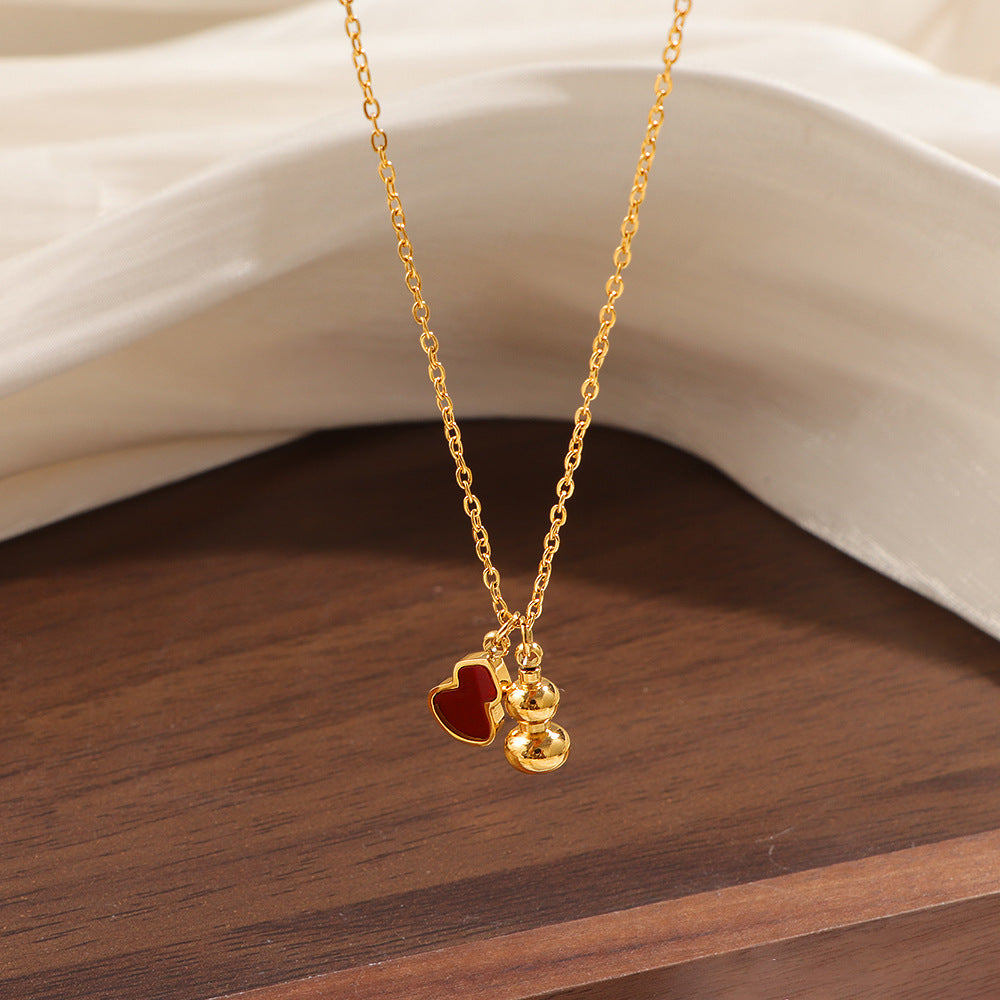 Wholesale Titanium Steel Wealth Attracting Red Shell Gourd Clavicle Necklace