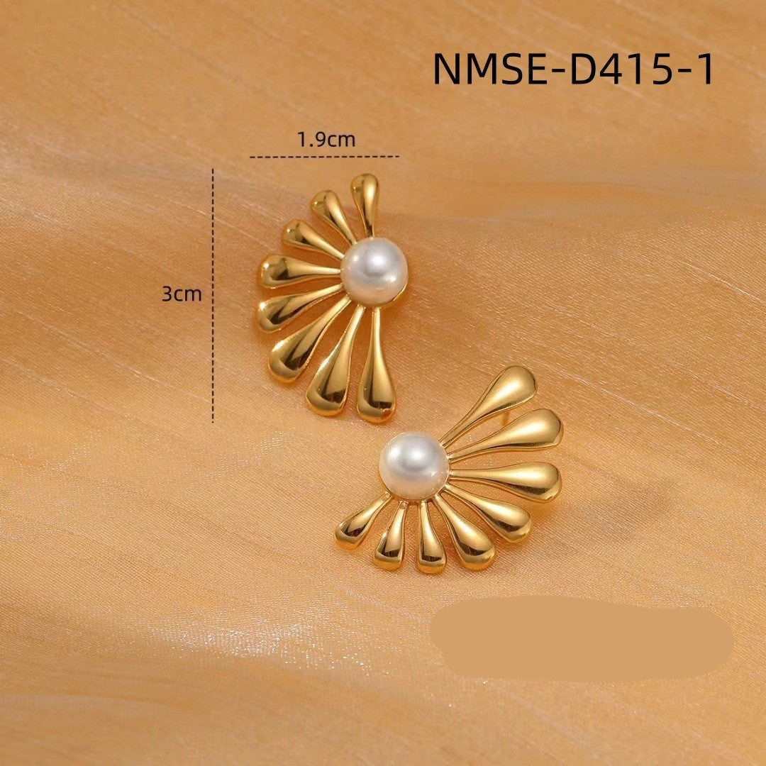 Wholesale  18k gold  petal pearl does not fade stainless steel earrings