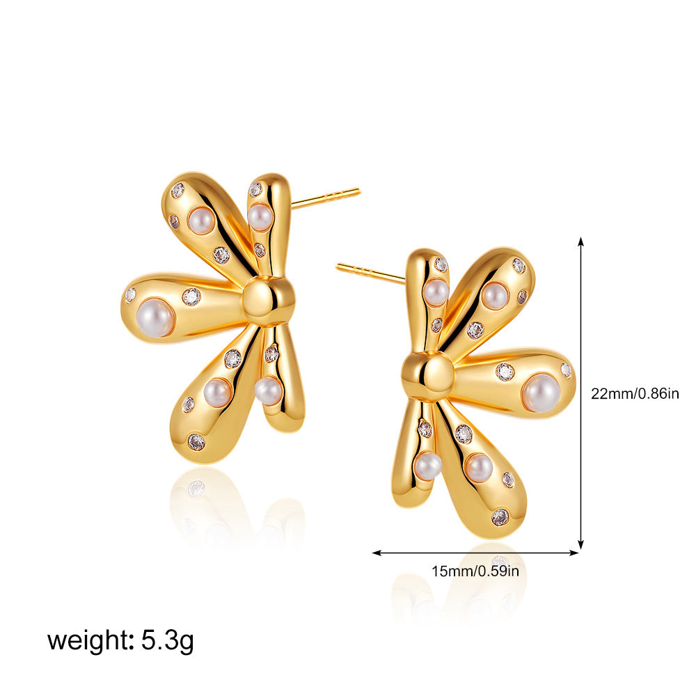 Wholesale  18K Gold Retro Exaggerated Flower Earrings Pearl Diamond Earrings
