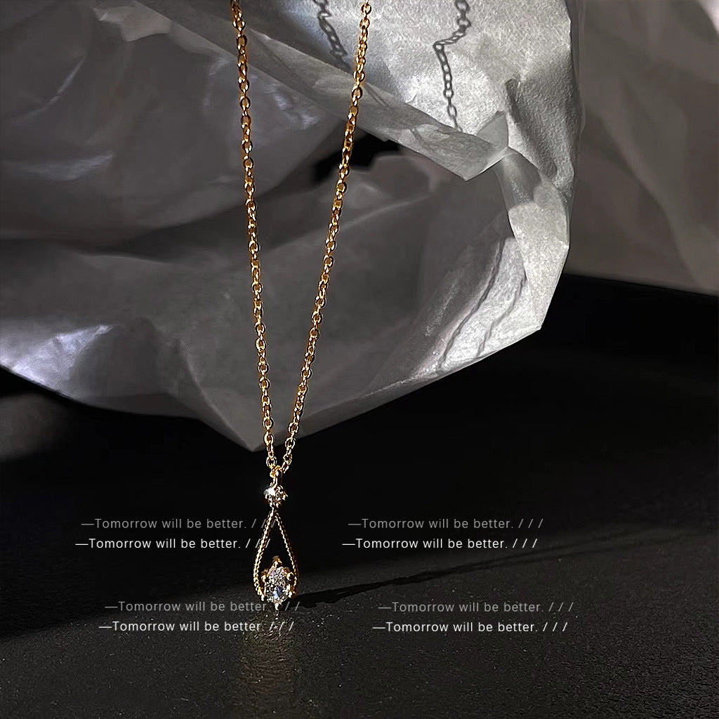 Wholesale French Commuter Zircon Clavicle Necklace,  Elegant Design,  Jewelry Accessory for Women