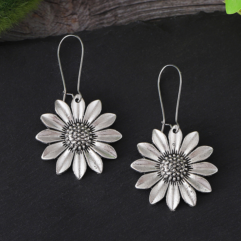 Wholesale  Retro Three-dimensional Sunflower Earrings