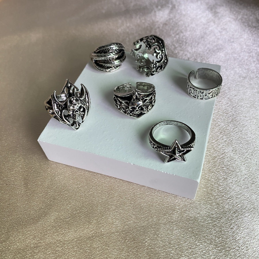 Wholesale punk totem skull crown ring set