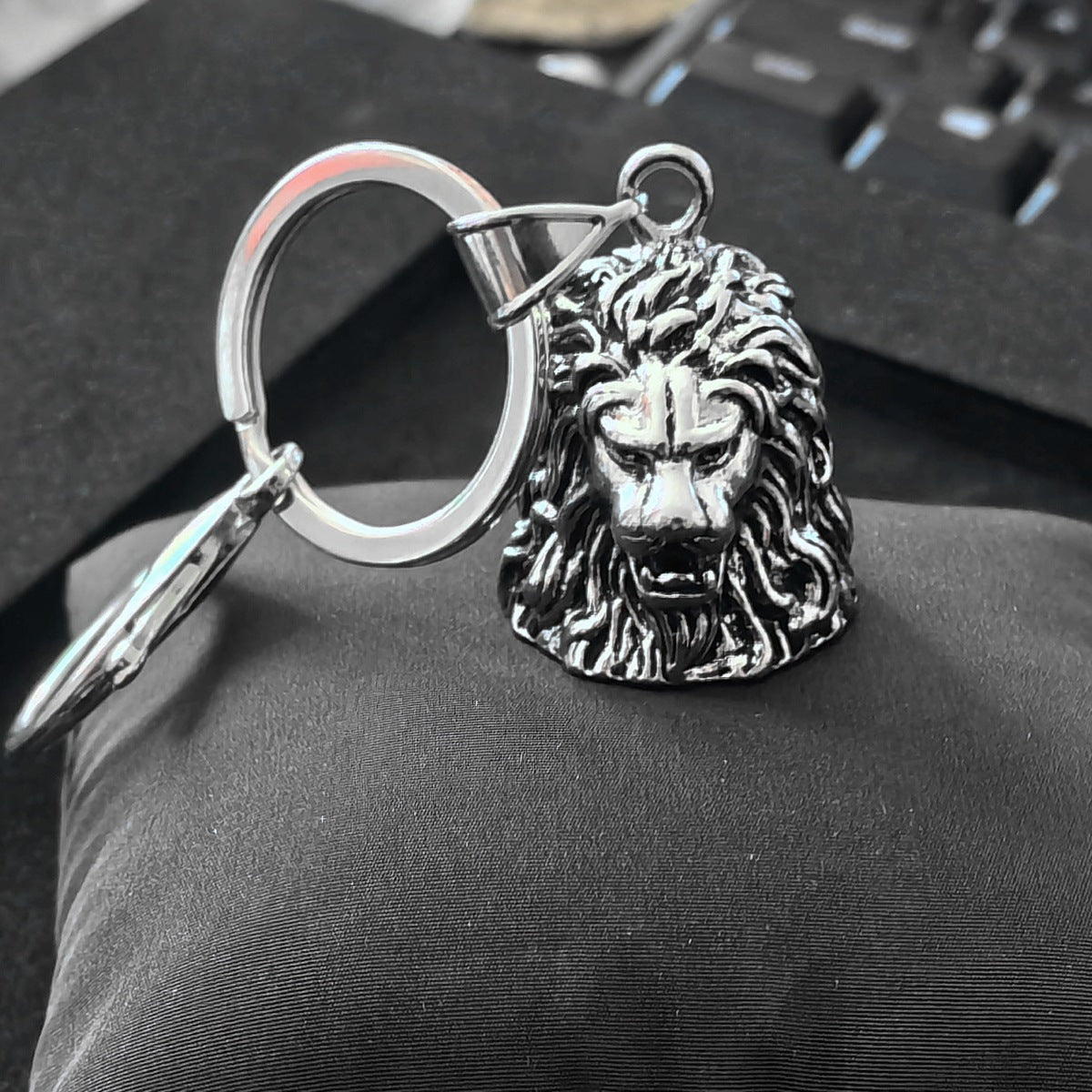 Wholesale Punk Lion Head Stainless Steel Chain Necklace