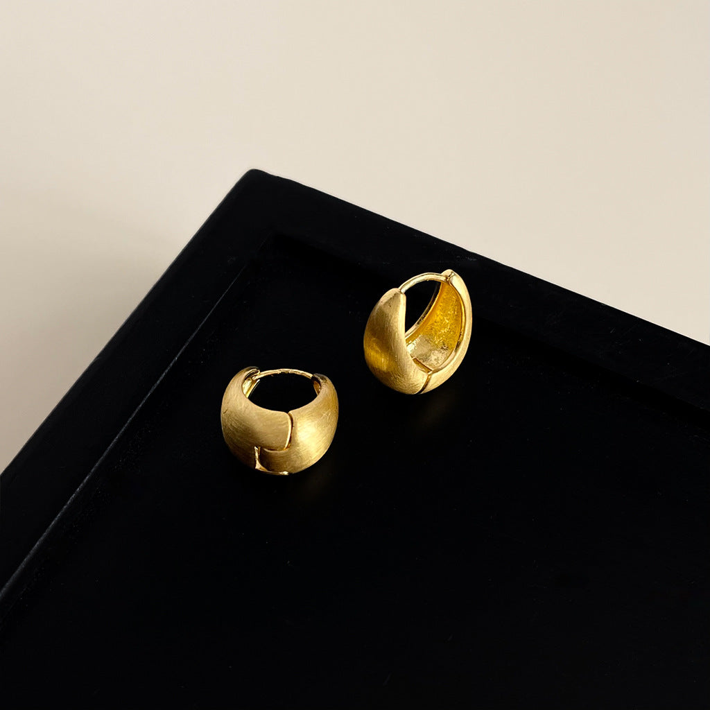 Wholesale  simple brushed frosted bean stud earrings