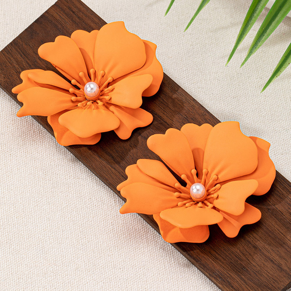 Wholesale Personality Simple Elegant Flower with Pearl Large Flower Earrings