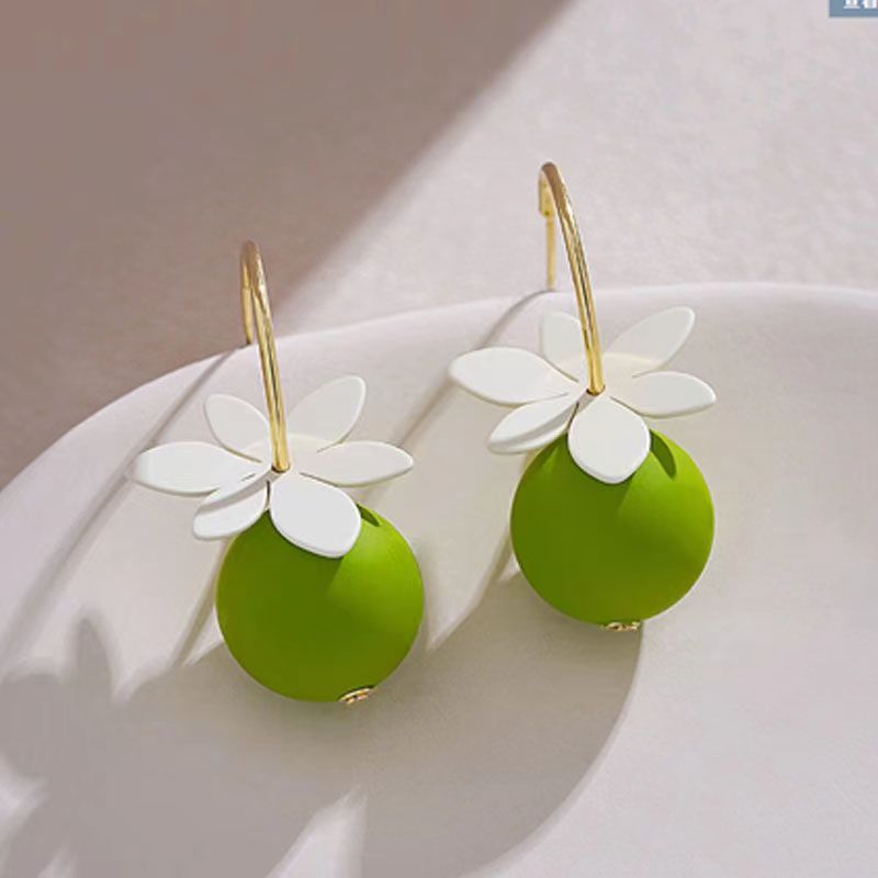 Wholesale Versatile Summer Fresh Green Floral Stud Earrings