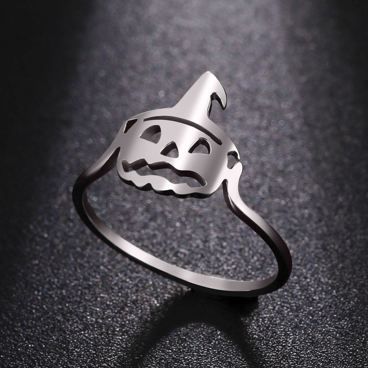 Wholesale  Cut Titanium Steel Hollow Pumpkin Head Wizard Hat Stainless Steel Ring