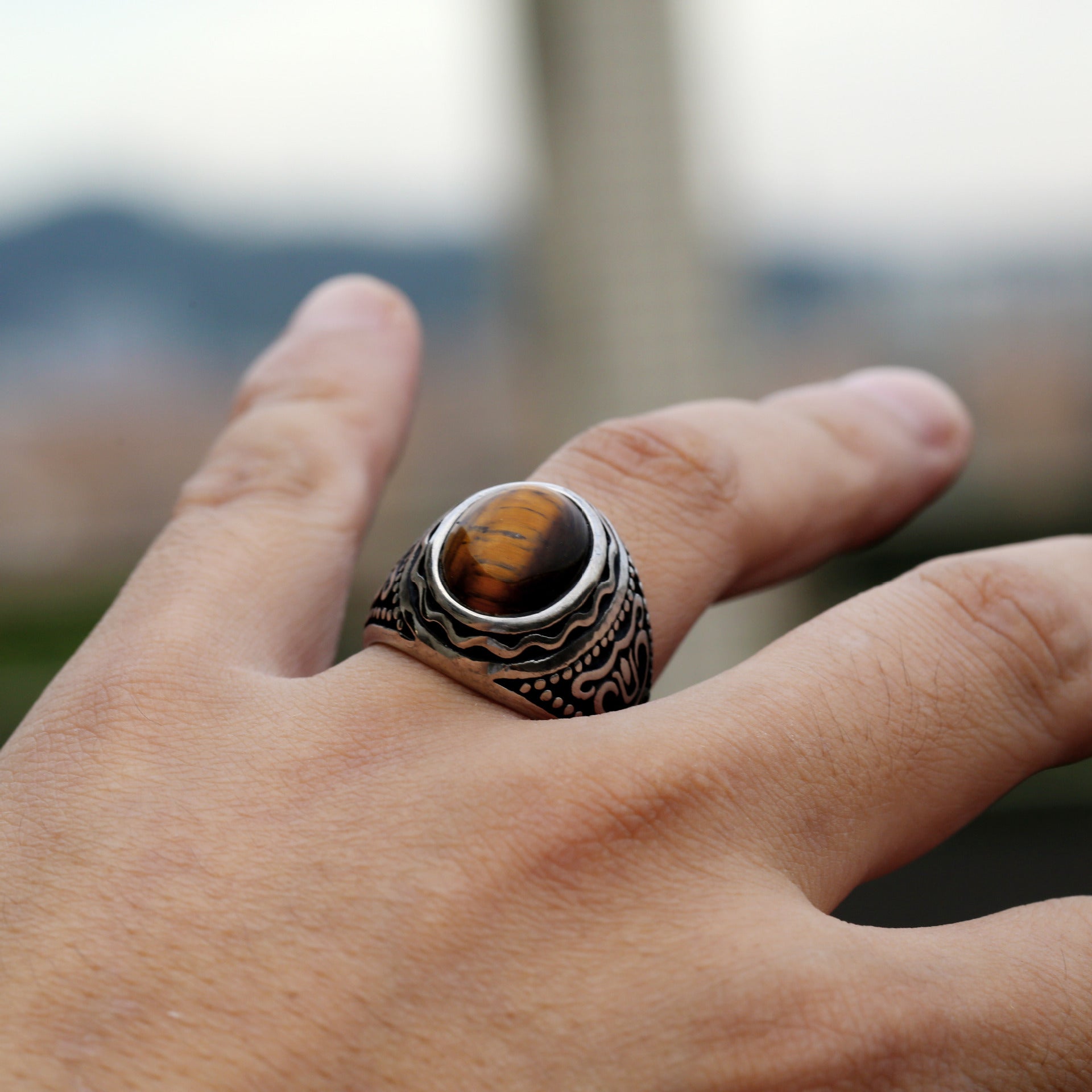 Wholesale Retro Titanium Steel Rings Vintage Inlaid Tiger Eye Stone Rings