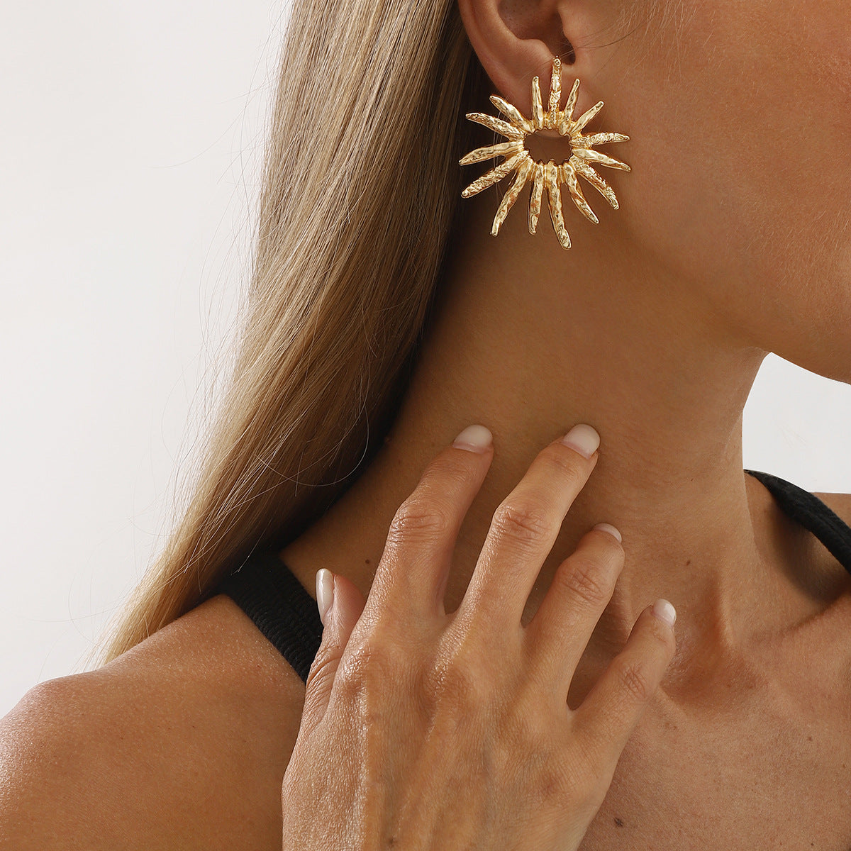 Wholesale Retro simple temperament versatile earrings