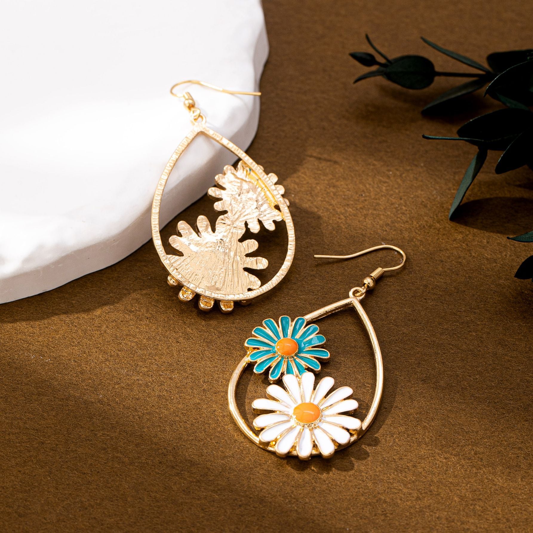 Wholesale Trendy Flower Earrings For Women Alloy Electroplated Fashion Accessory Everyday Wear Beach Vacation Jewelry