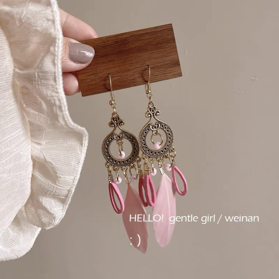 Wholesale Retro Ethnic Tassel Feather Ear Clips Party Fashion Accessory Boutique Resale