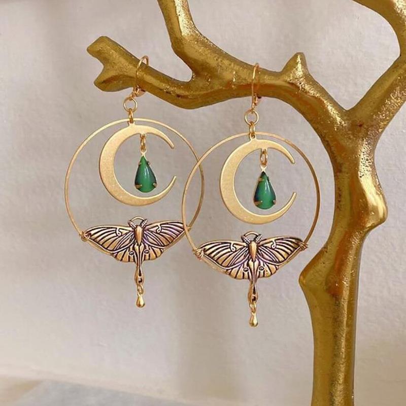 Wholesale Retro Crescent Moon Moth Tassel Drop Earrings for Women,  Gold Electroplated Alloy,  Stylish Party Jewelry Accessory