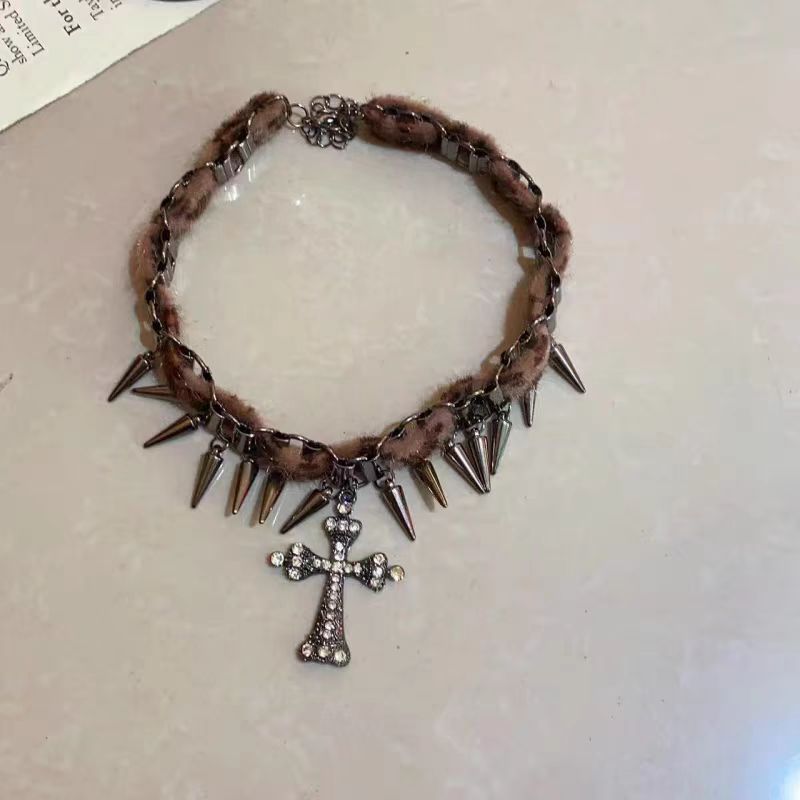 Wholesale Brown Leopard Stud Cross Pendant Necklace