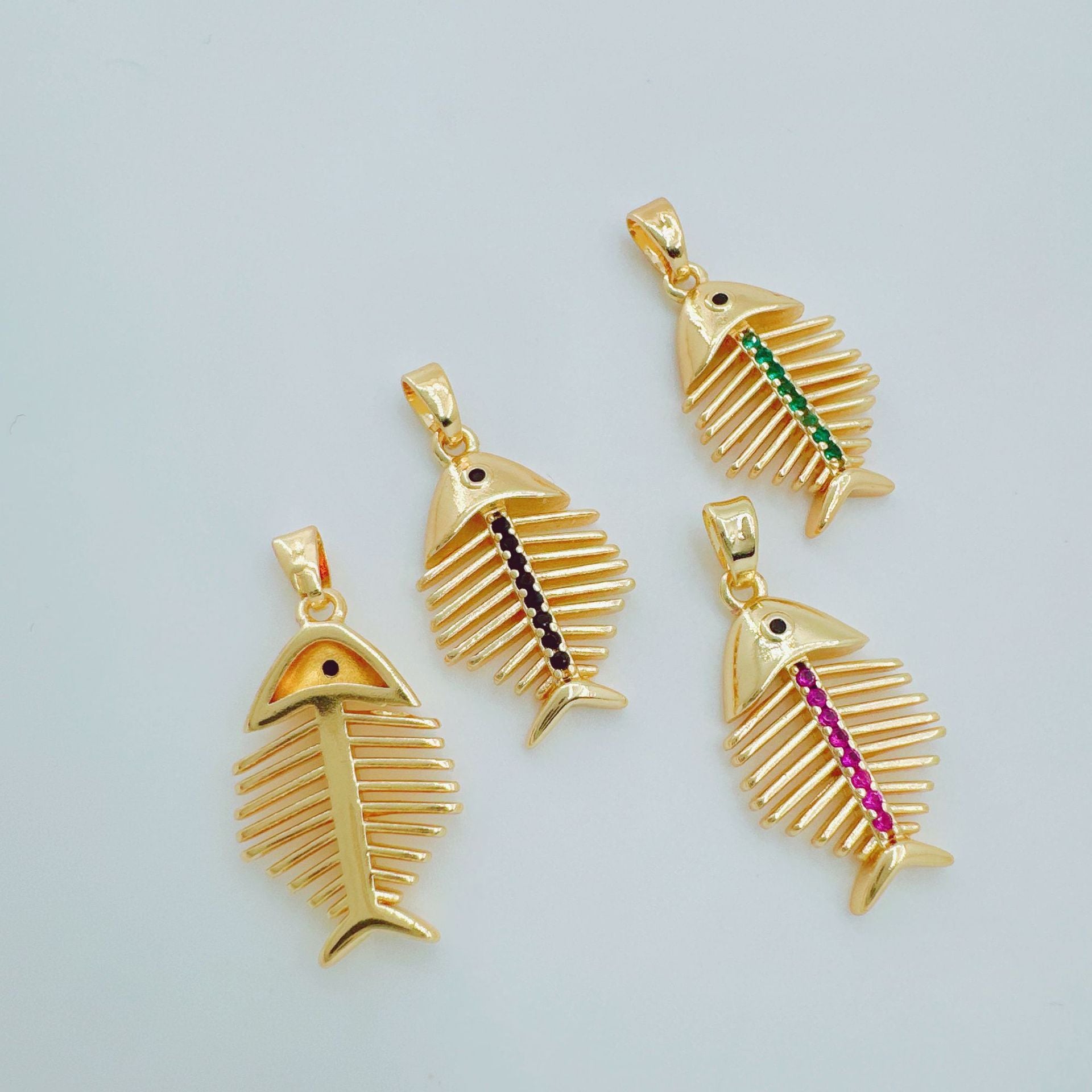 Wholesale Chic Fish Bone Design Pendant Gold Plated Copper Zircon Jewelry Accessory for DIY or Boutique Resale