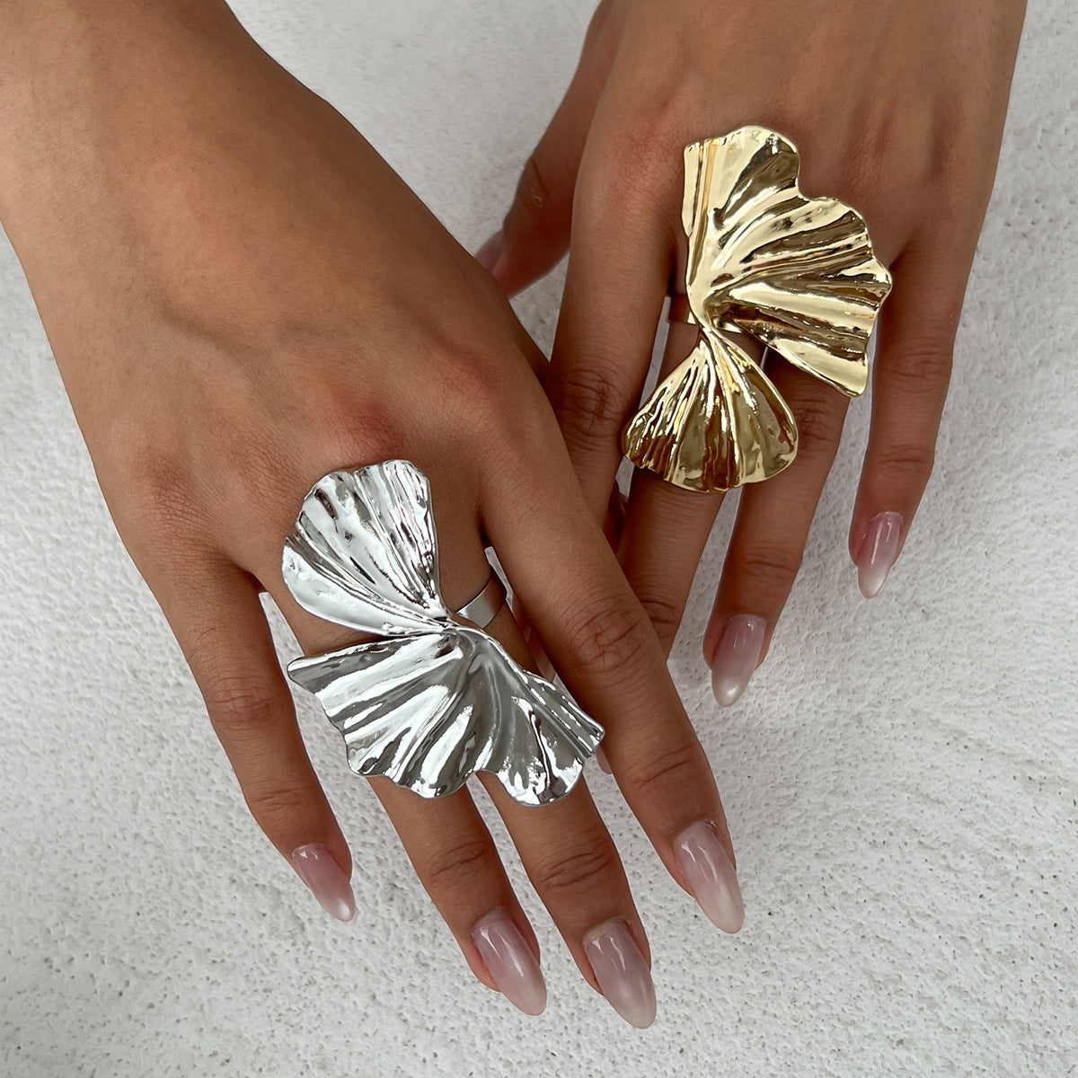 Wholesale Metal Ginkgo Leaf Statement Ring Irregular Women S Fashion Jewelry Accessory Chic Party Gift Resale