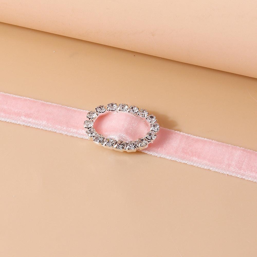 Wholesale Velvet Geometric Necklace Valentine's Day Clavicle Necklaces ACC-NE-YueSen016