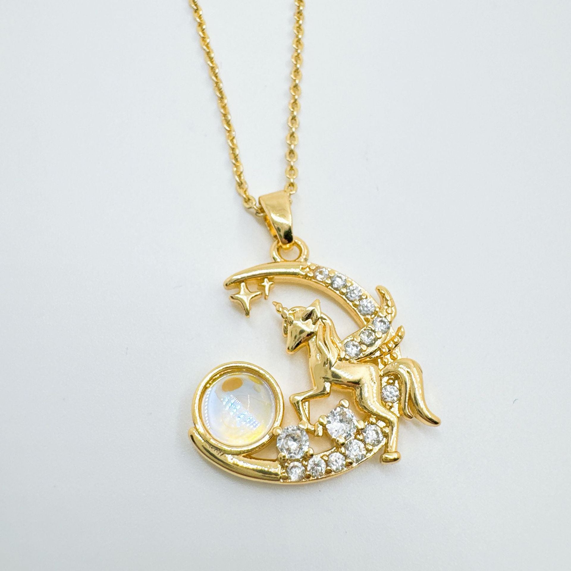 Wholesale Zodiac Horse Pendant Necklace Gold Plated Copper Light Luxury Jewelry Accessory Boutique Resale Gift