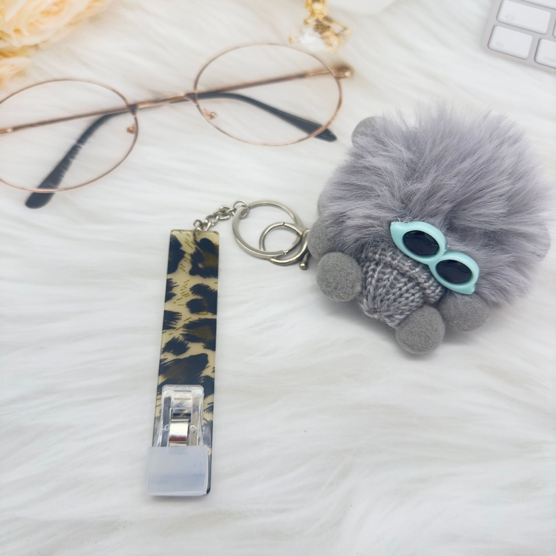 Wholesale ATM Contactless Card Extractor Long Nail Card Extractor Keychain