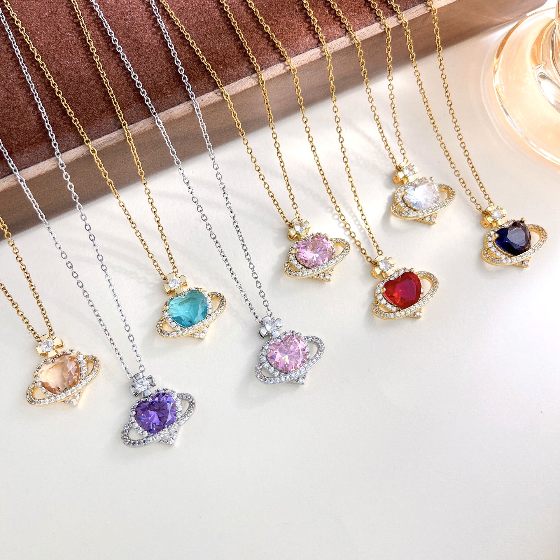 Wholesale Titanium Steel Heart Flower Necklace Gold Plated Sweet Style Boutique Jewelry