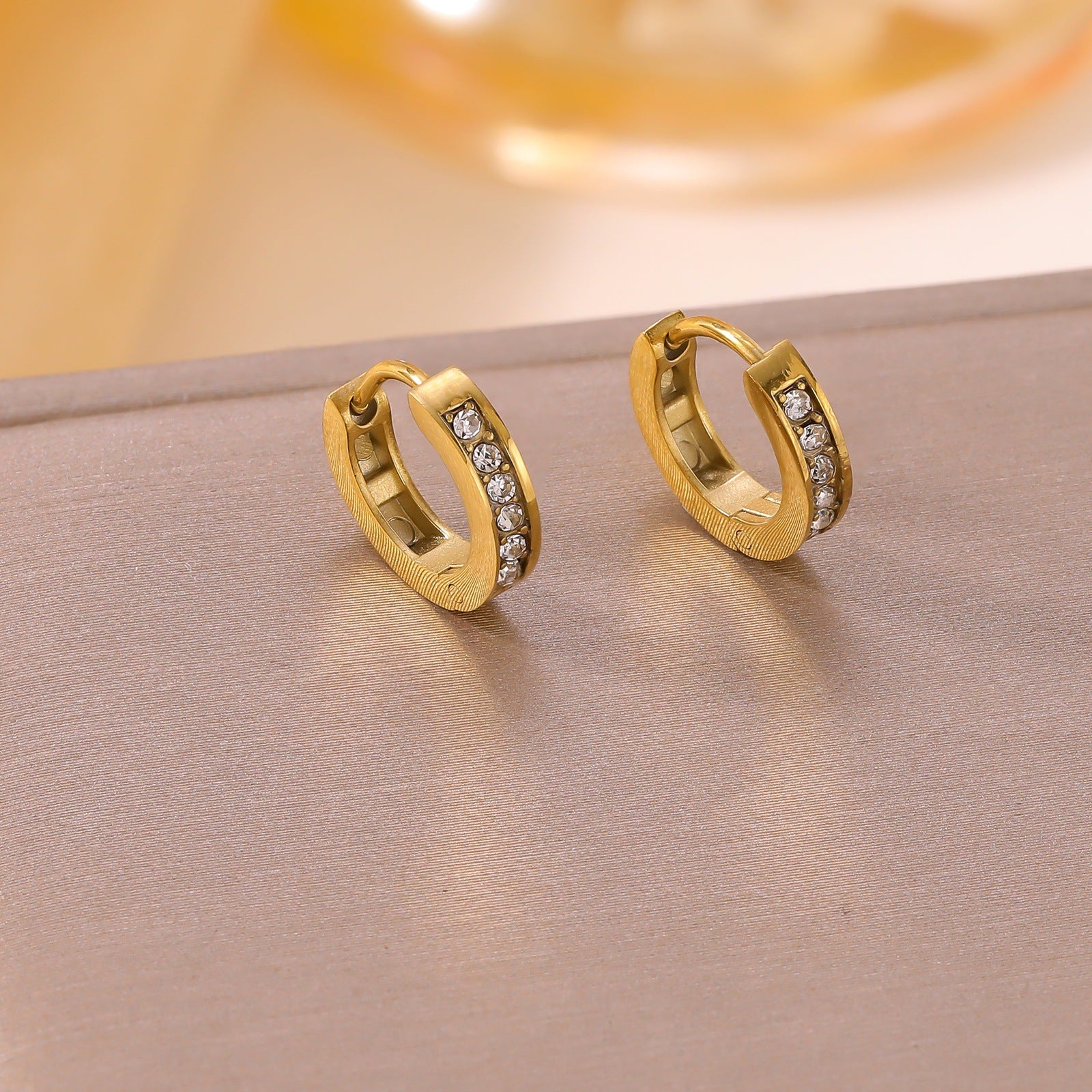 Wholesale Titanium Steel Real Gold Plated Flower Pearl Stud Earrings Everyday Fashion Accessory For Women