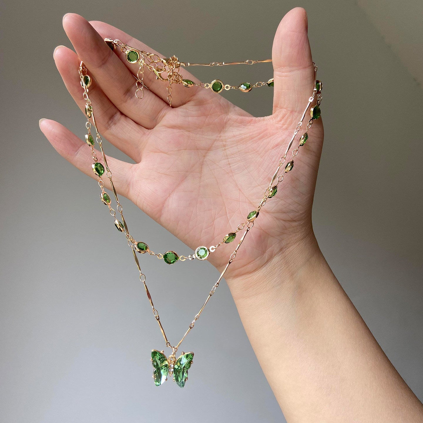Wholesale Alloy Wizard of Oz Butterfly Necklace Layering Jewelry for Women Trendy Gift