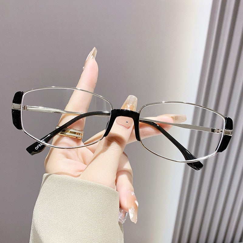 Wholesale Modern Retro Cat Eye Sunglasses for Women,  Tea Lens Black Frame,  UV400 Sun Glasses,  Slimming Flattering Shades