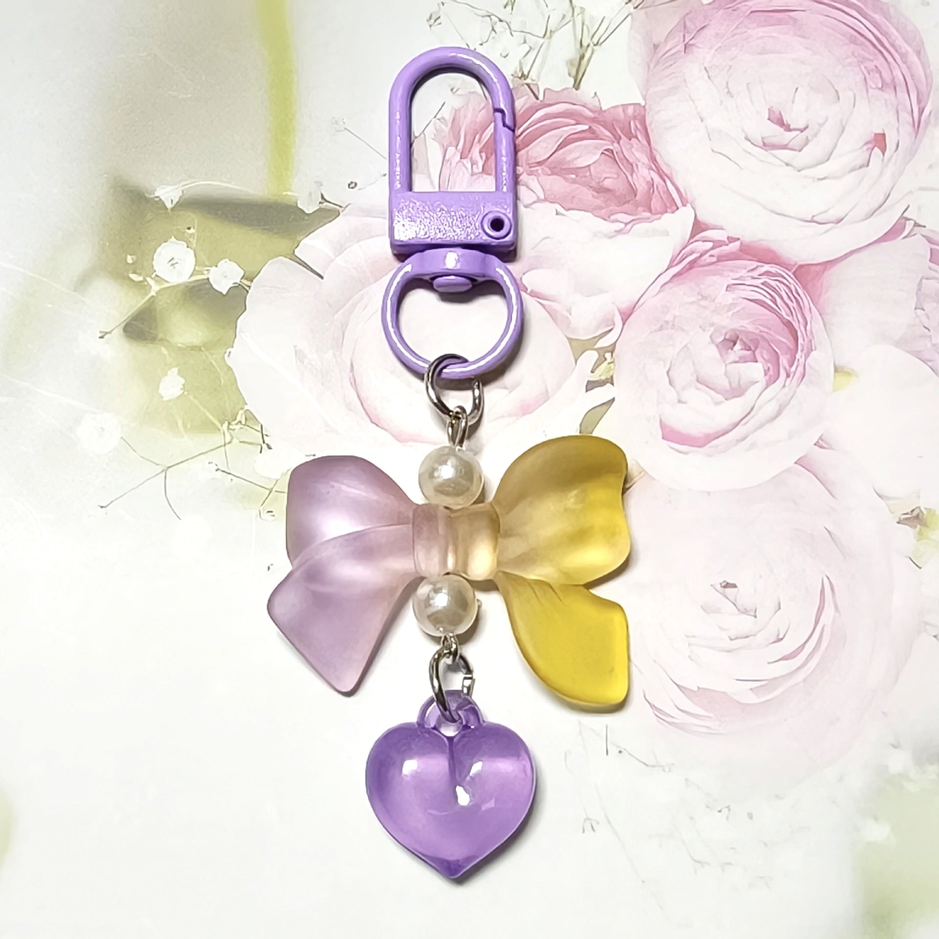 Wholesale Bow Pearl Heart Pendant in Candy Color