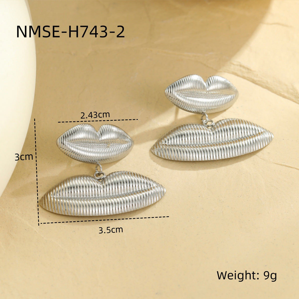 Wholesale  Stainless steel fashion personality lip earrings
