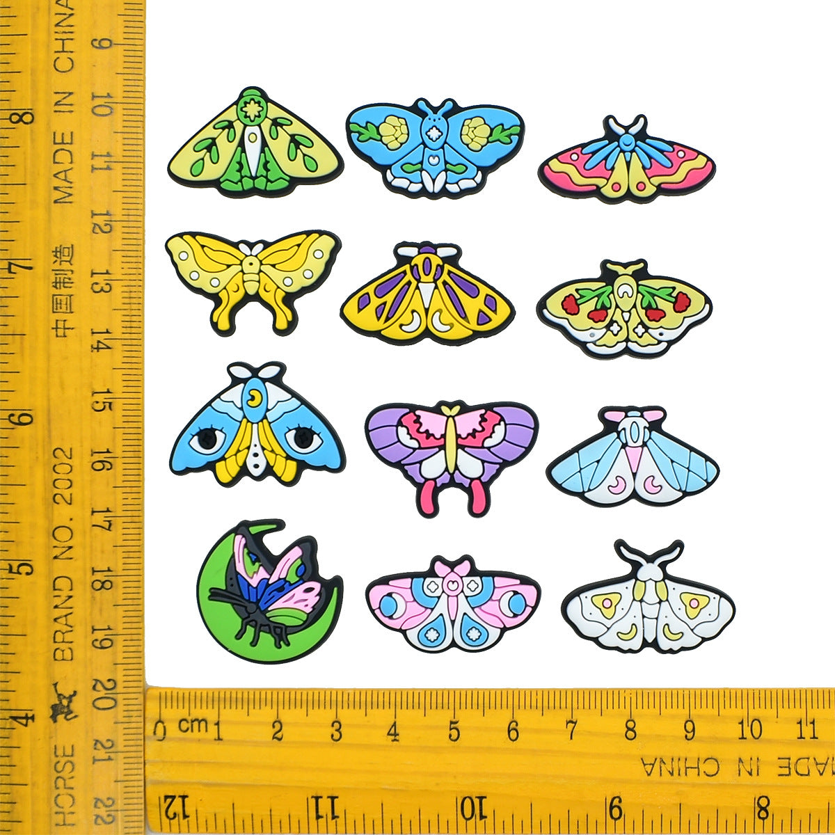 Wholesale   Random 100pcs Colorfulful Moth Series PVC Soft Rubber Shoe Buckle Decoration