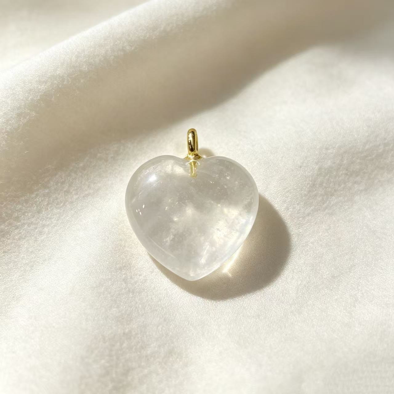 Wholesale Heart Shaped Crystal Pendant DIY Necklace Charm Fashion Jewelry Accessory Gift For Boutique Resale