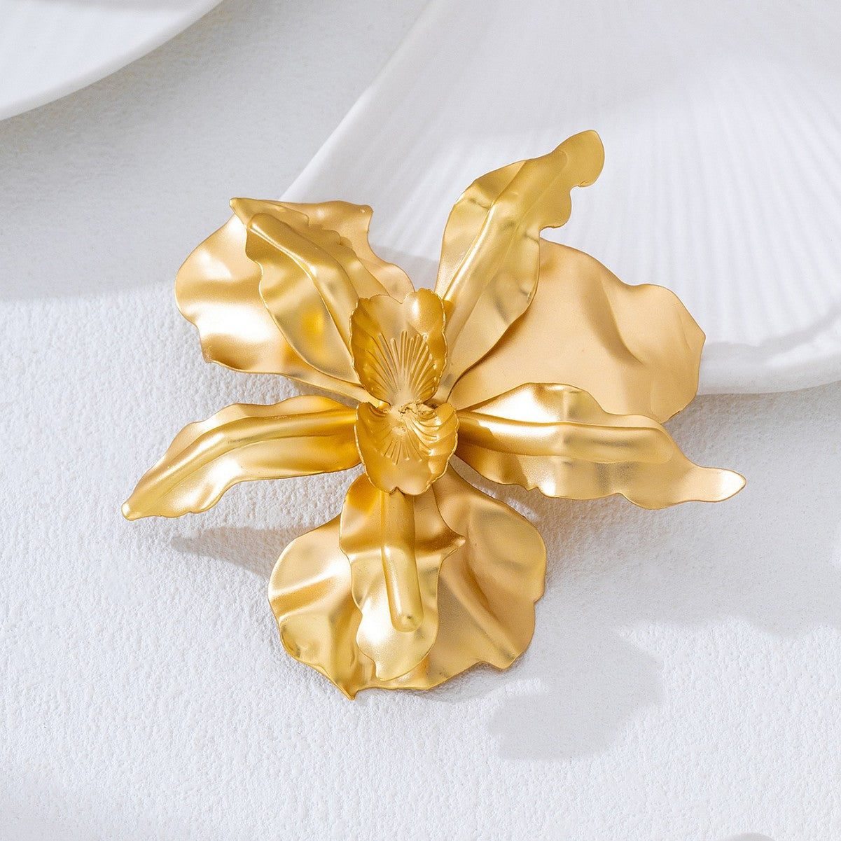Wholesale Fashionable Trendy Metal Large Flower Brooch