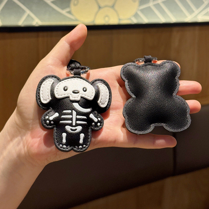 Wholesale Black Skull Leather Keychain For Couples Trendy Bag Charm And Car Key Accessory  Gift