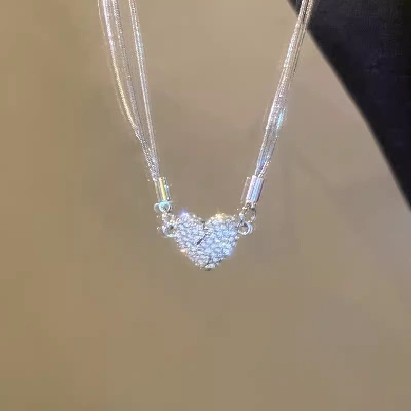 Wholesale High-grade diamond-encrusted love magnetic heart-shaped pendant necklace